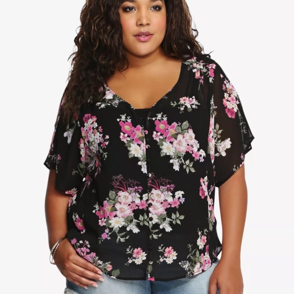 Torrid Floral Button Up Chiffon Kimono Top